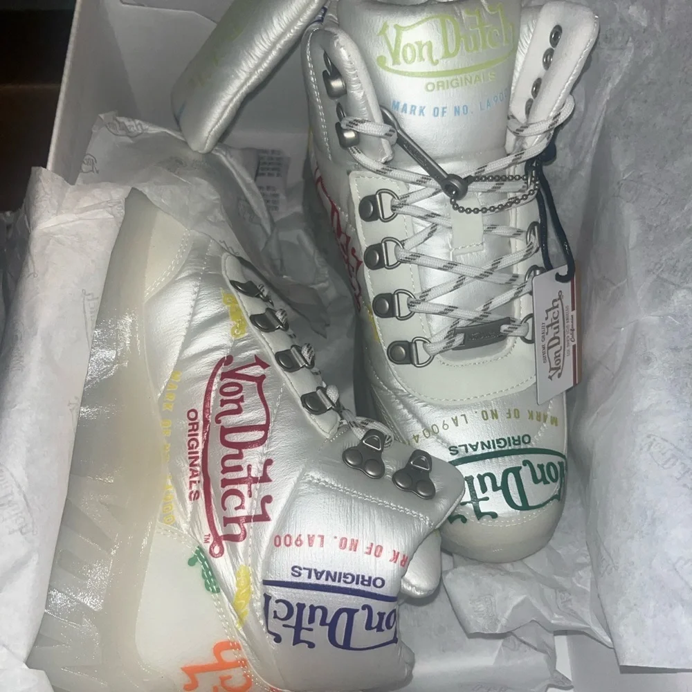 Von Dutch White High-Top Sneakers - Picture 7 of 9